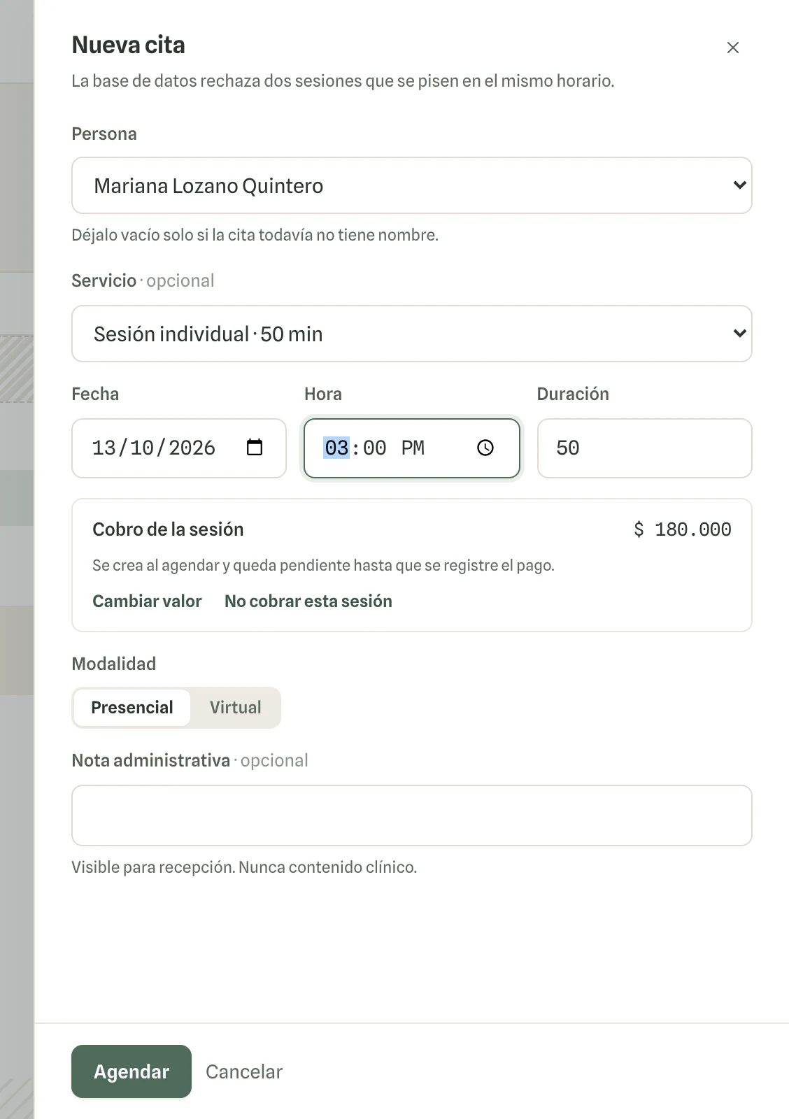 Captura en computador del paso 3: Se abre «Nueva cita» con la fecha y la hora de ese espacio. Elige la persona y el servicio; la duración y el cobro de la sesión salen del servicio.