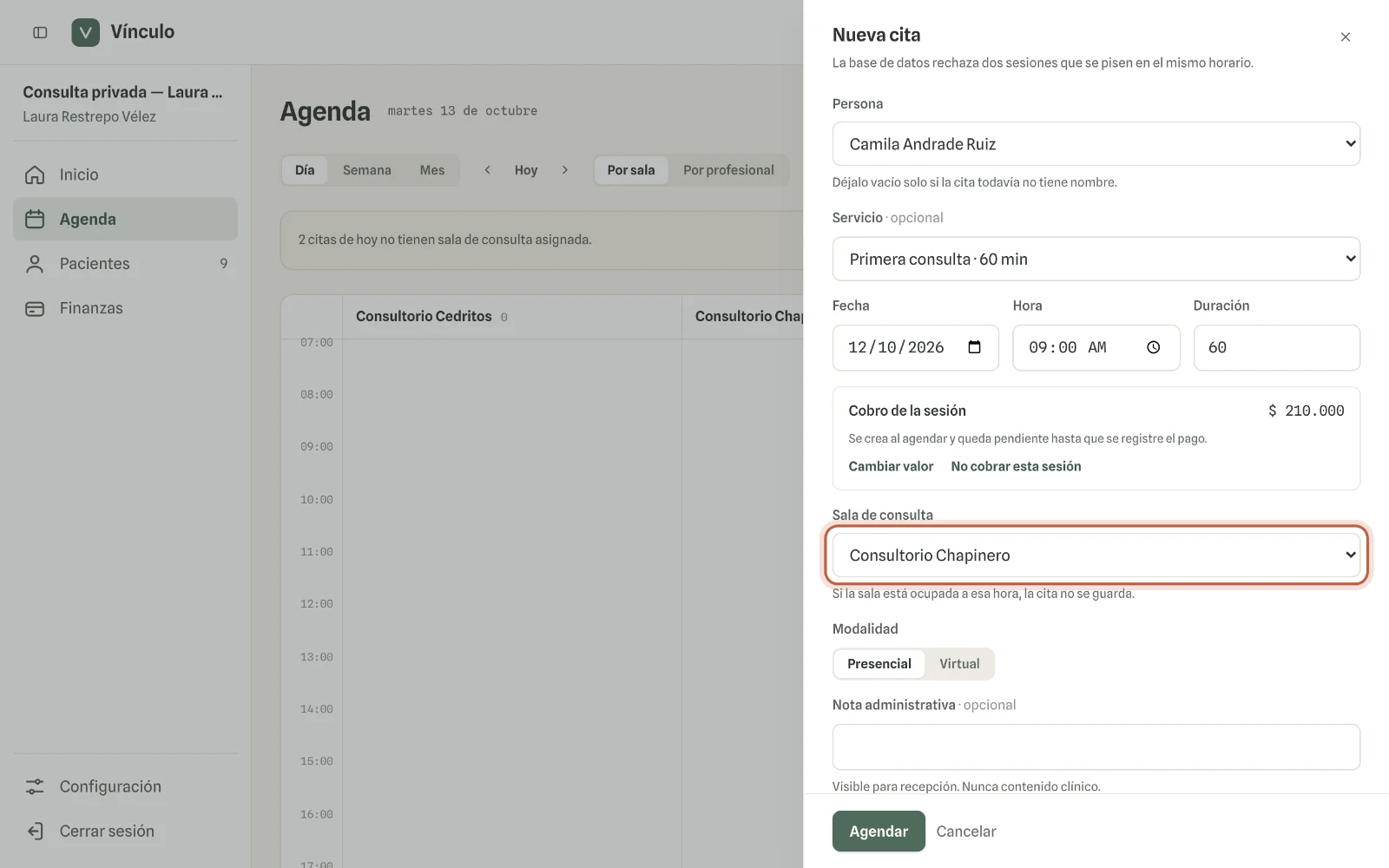 Captura en computador del paso 1: Al crear una cita presencial, elige la sala en «Sala de consulta». Es opcional.