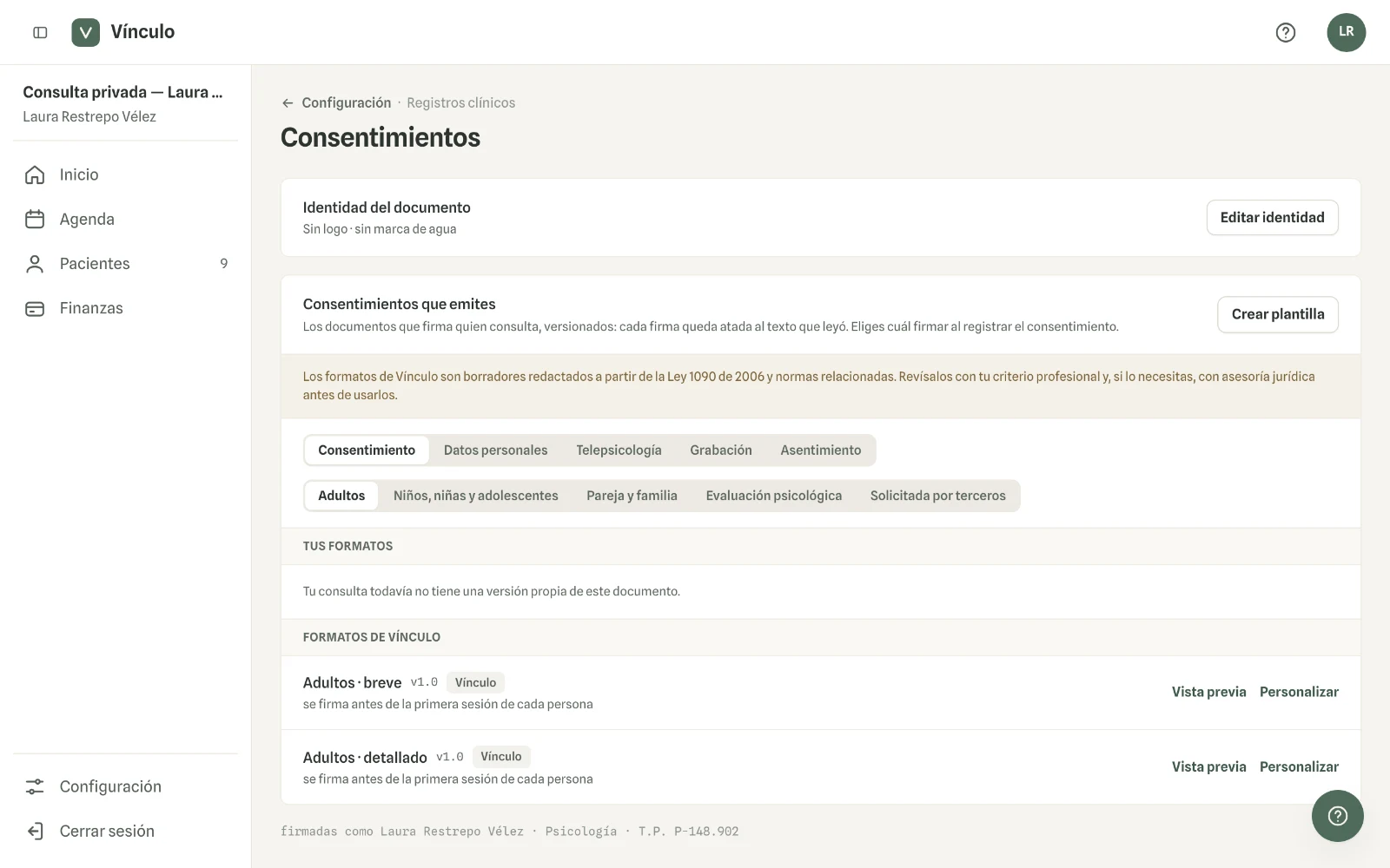 Captura en computador del paso 1: Entra a Configuración → Consentimientos. Arriba eliges el tipo de documento; debajo están «Tus formatos» y los «Formatos de Vínculo».