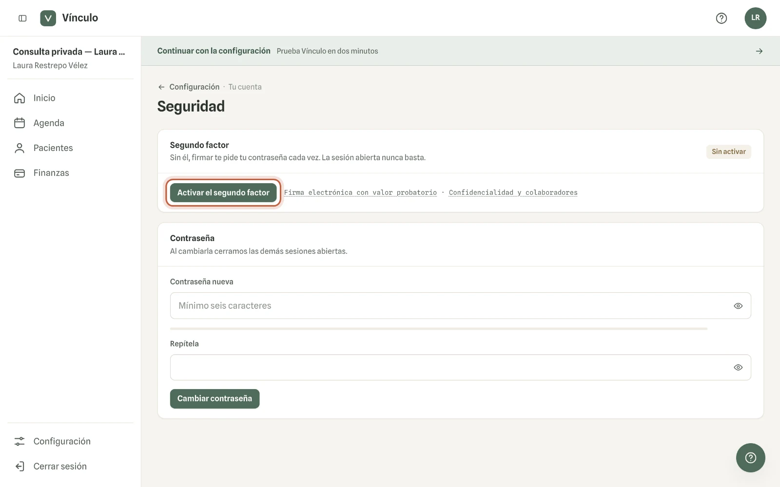 Captura en computador del paso 1: Entra a Configuración → Seguridad y haz clic en «Activar el segundo factor».