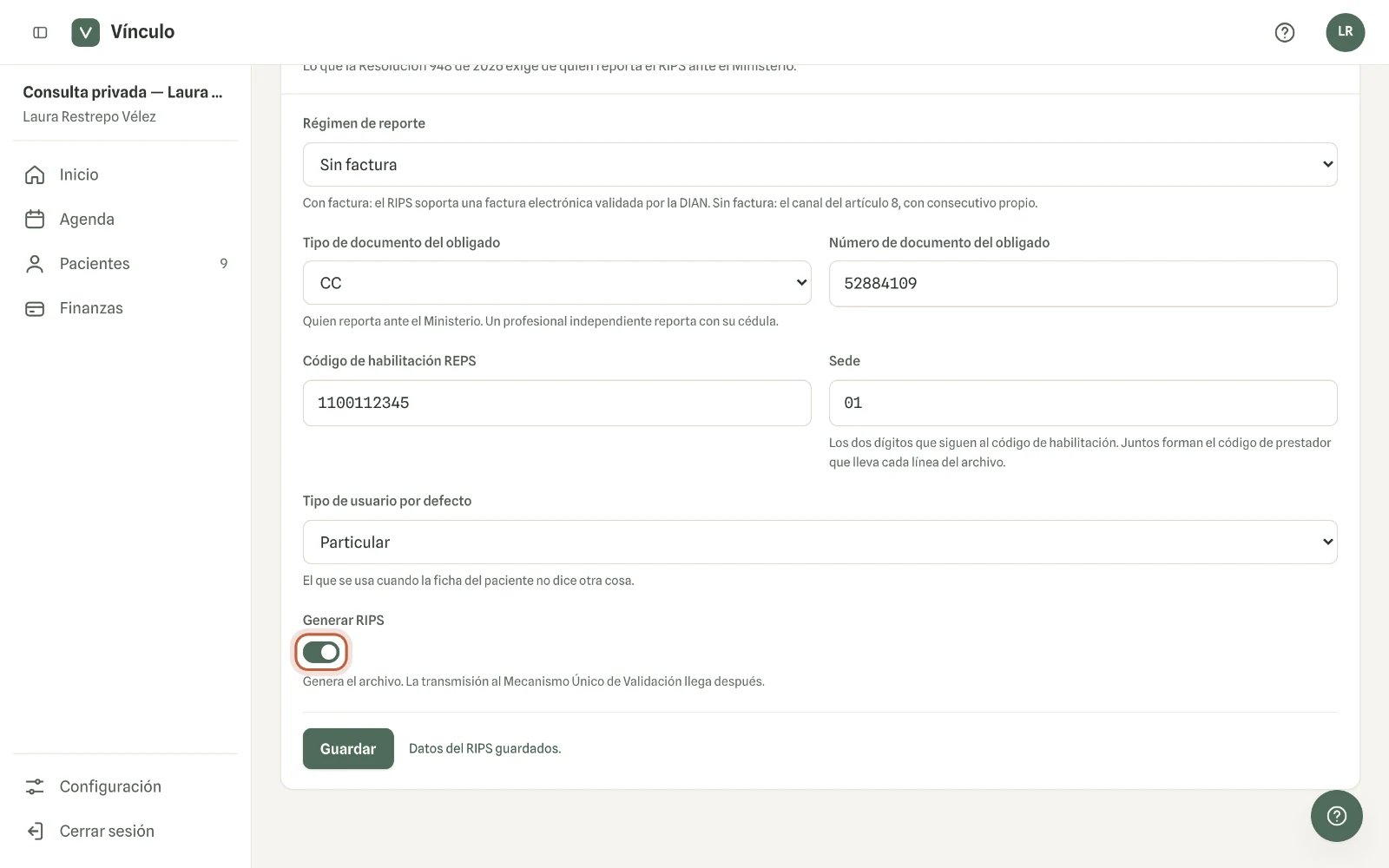 Captura en computador del paso 2: Enciende «Generar RIPS» y guarda otra vez. La sección RIPS aparece en el menú.