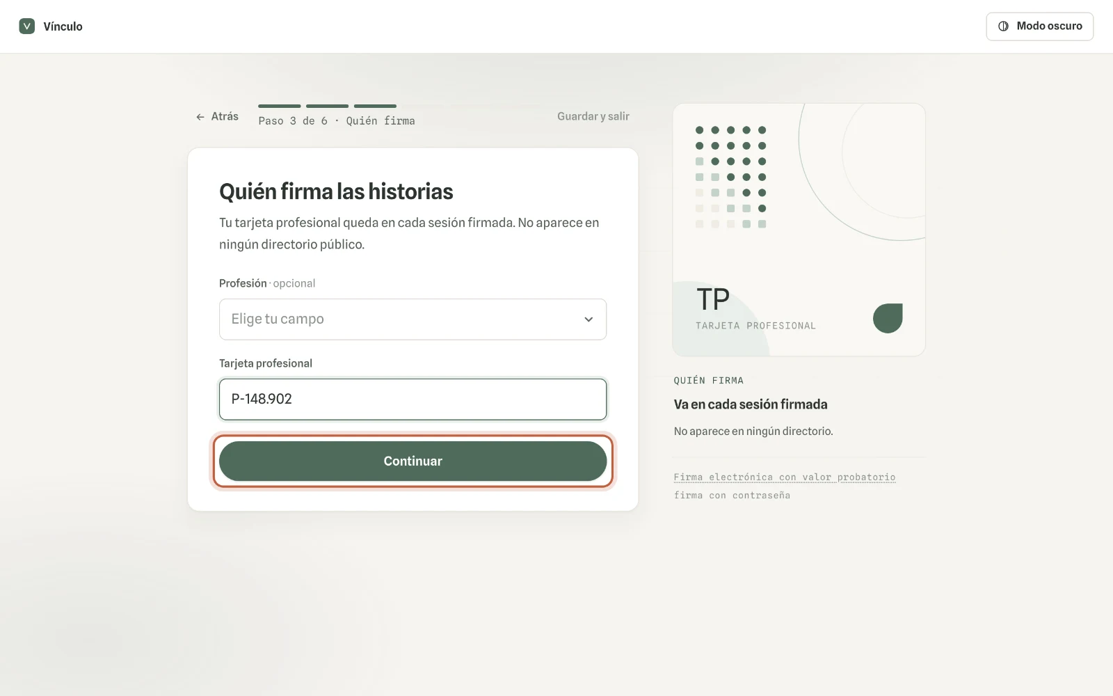 Captura en computador del paso 2: Escribe tu tarjeta profesional: es la que aparece junto a tu firma en cada sesión. Haz clic en «Continuar».